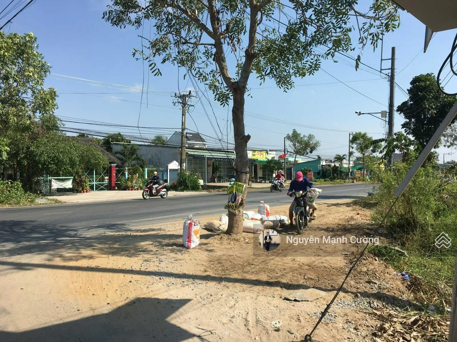 Bán nhanh 285m2 , sẵn 150m2 thổ cư, lý tưởng làm nhà vườn xinh xinh TT Cần Giuộc