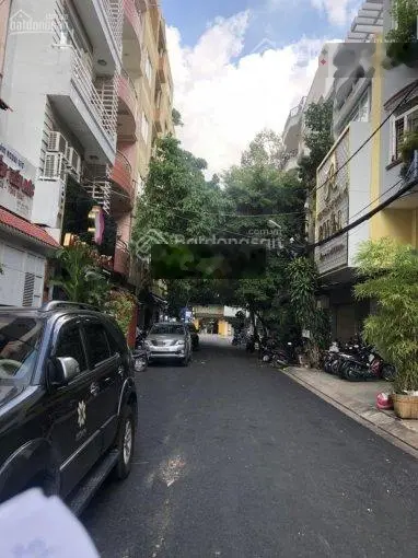 Gia đình đi nước ngoài nên cần bán gấp tòa nhà hxh 243 tô hiến thành Quận 10 DT( 6x21m ) hầm 7 tầng