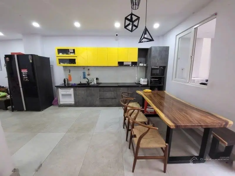 Cần bán nhà quận 8 gần cầu chữ y diện tích 97m2- ngang gần 5m nở hậu giá 6.6 tỷ sổ riêng