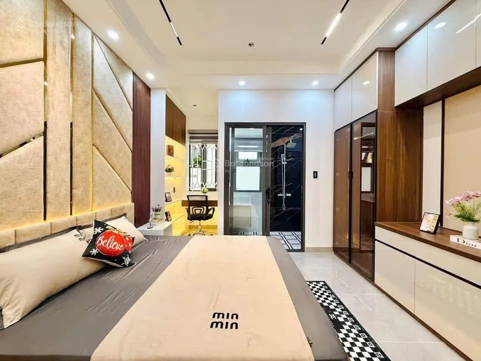 Cô 8! Cần Tiền Bán Gấp Nhà Đường Lý Chính Thắng,P.Võ Thị Sáu,Quận 3,Giá:4,57Tỷ/75,5m2/3 Lầu Sổ Sẵn