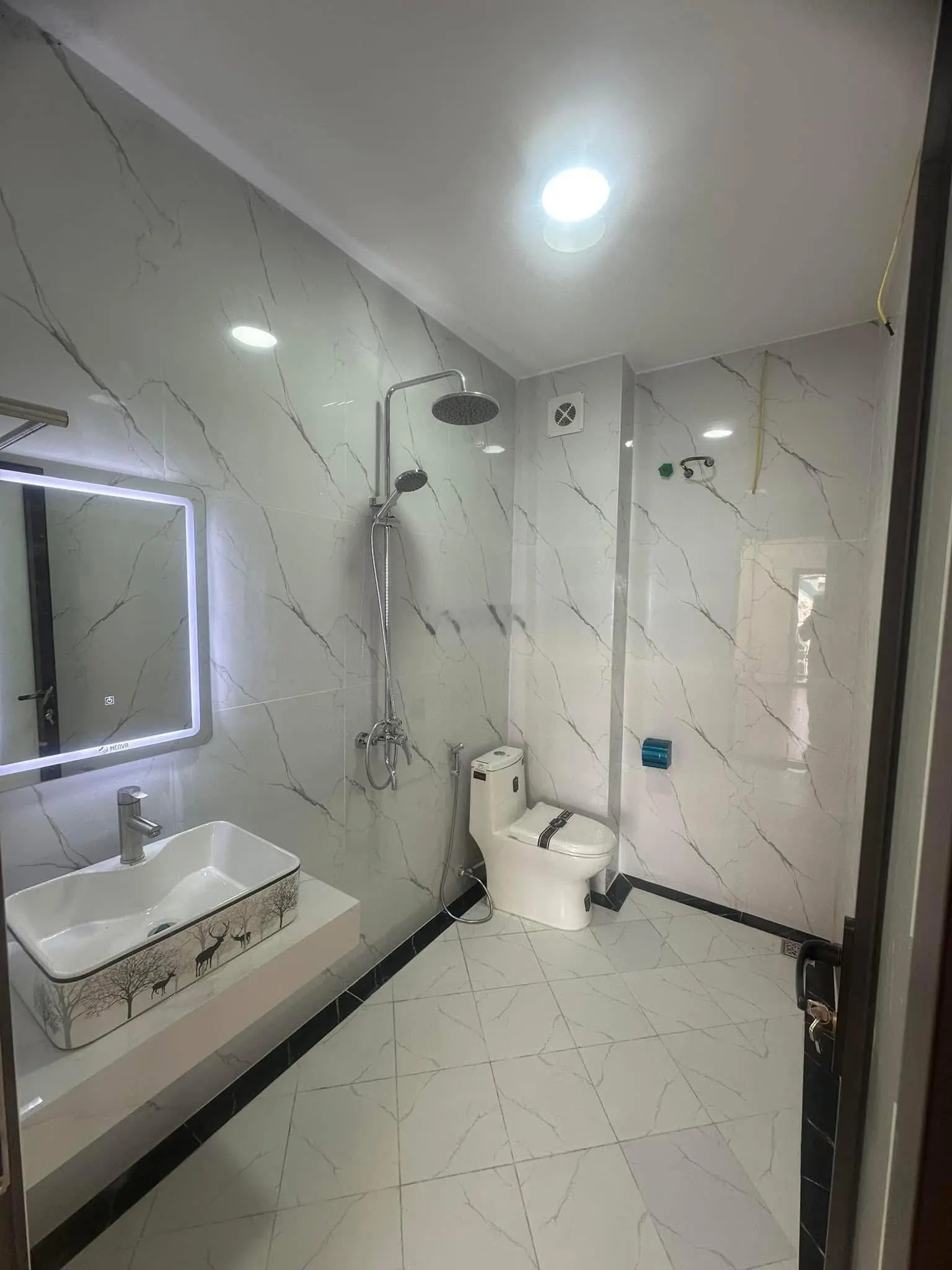 Nhà rẻ nhất Phượng Đồng 2.75tỷx4T ô tô cách 15m, 800m ra tới cầu Mai Lĩnh 12p tới bến xe Yên Nghĩa