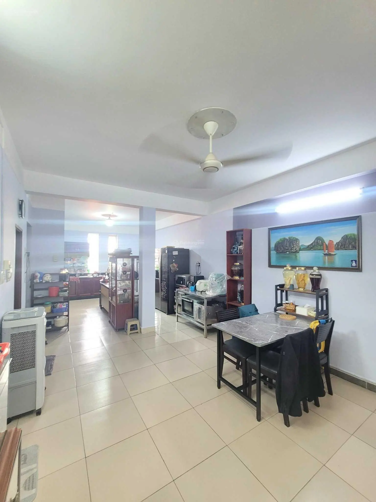 5ty800TL nhà DT lớn 217,7m2 (6,76x32) bán nhà 1 trệt 2 lầu KDC sau lưng chợ Nông Sản Đông Phú