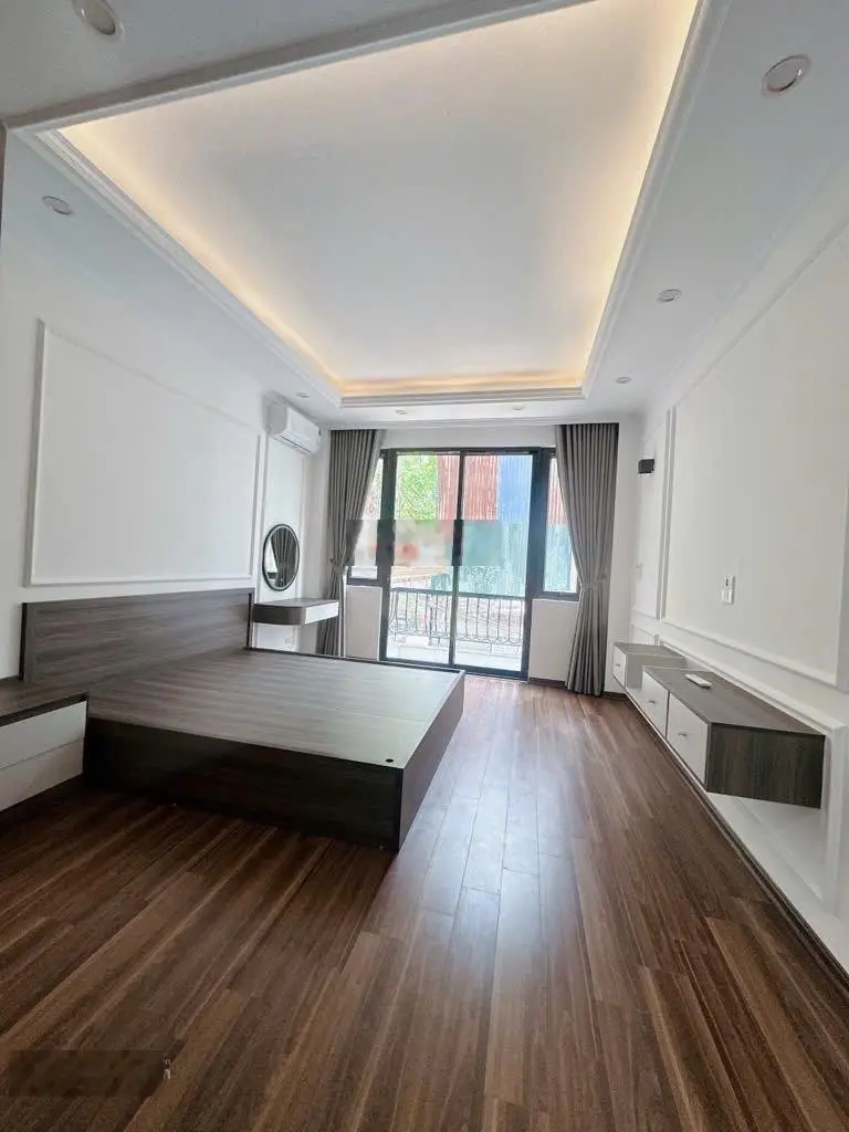 Chính chủ cần bán nhà 5 tầng full nội thất vip ngõ 264 ngọc thuỵ.