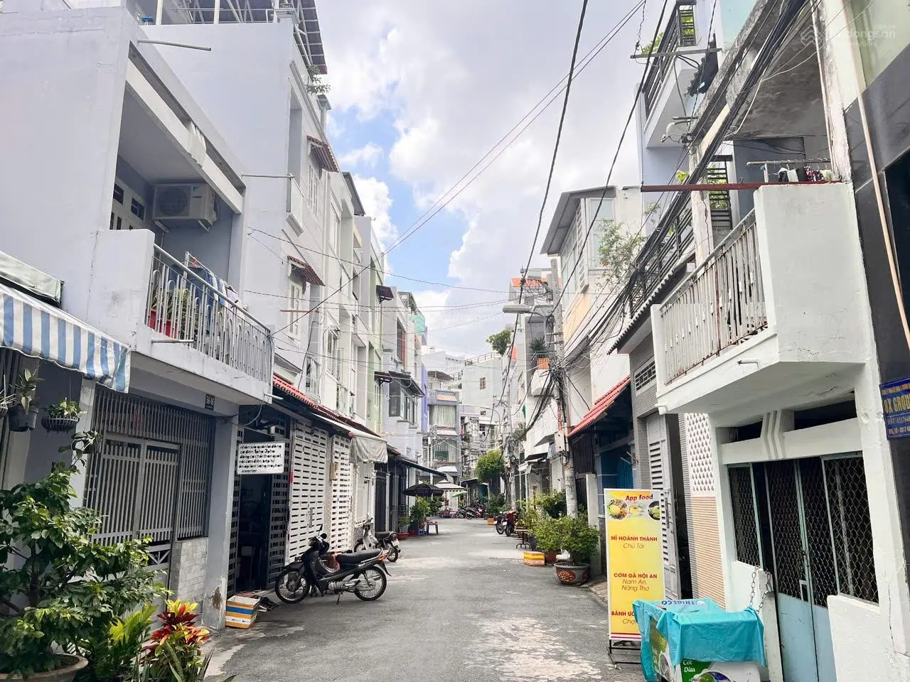 Bán nhà đẹp Đặng Văn Ngữ Phú Nhuận hẻm thông rộng thẳng tắp 70m2 tặng nội thất ở ngay giá 9,3 tỷ