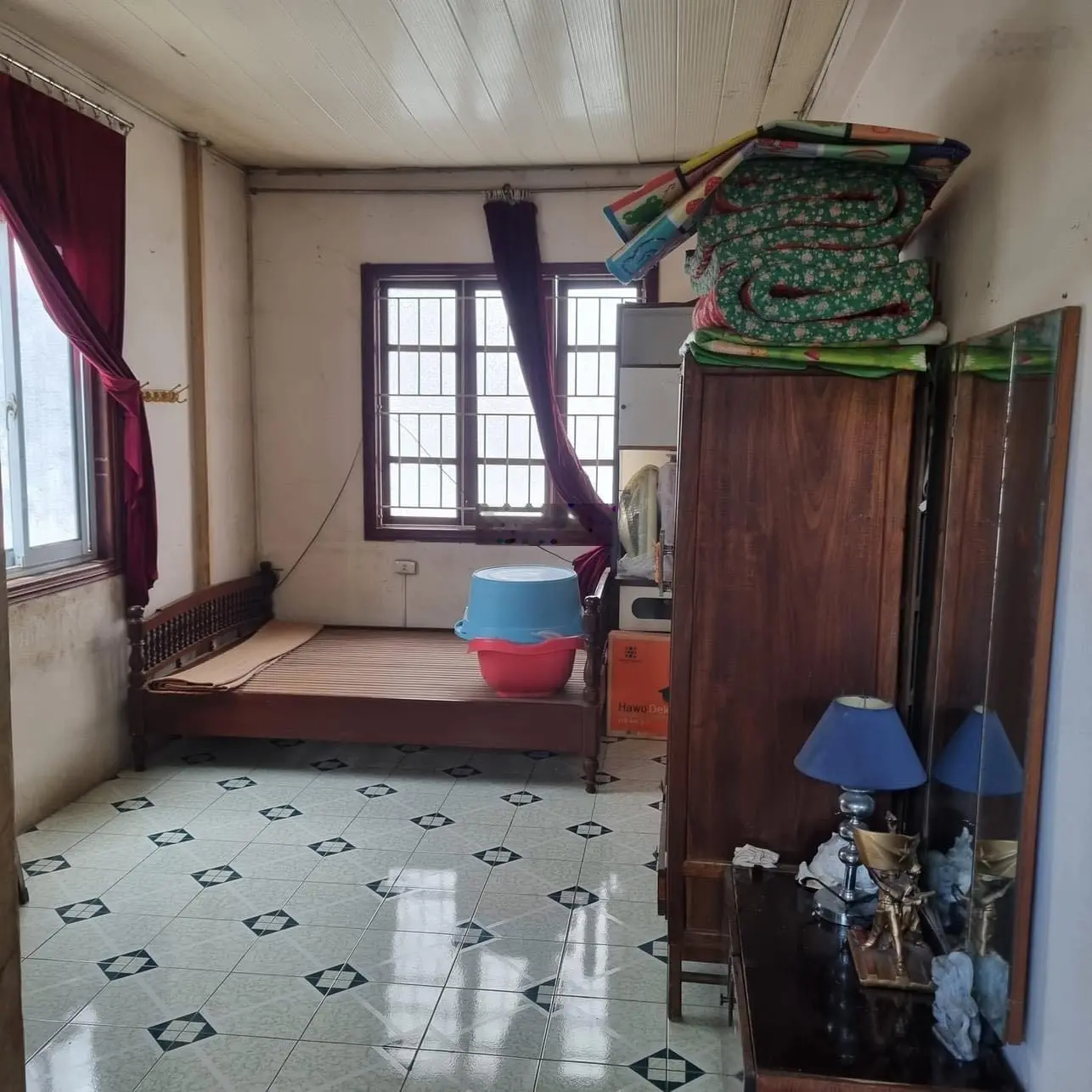 Bán nhà riêng ĐƯỜNG LÁNG -ĐỐNG ĐA - HÀ NỘI / DT: 58/ 75 m2 x 3 Tầng - MT: 5,1m / Giá : 5,7 Tỷ.