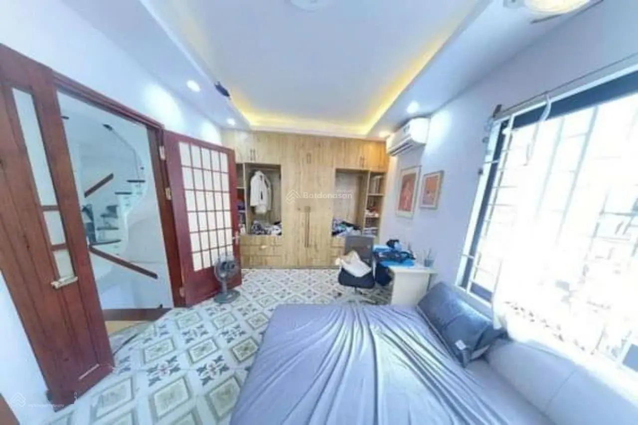 Bán nhà phân lô Hoàng Văn Thái Khương Trung Thanh Xuân, diện tích 40m2, mặt tiền 7.5m