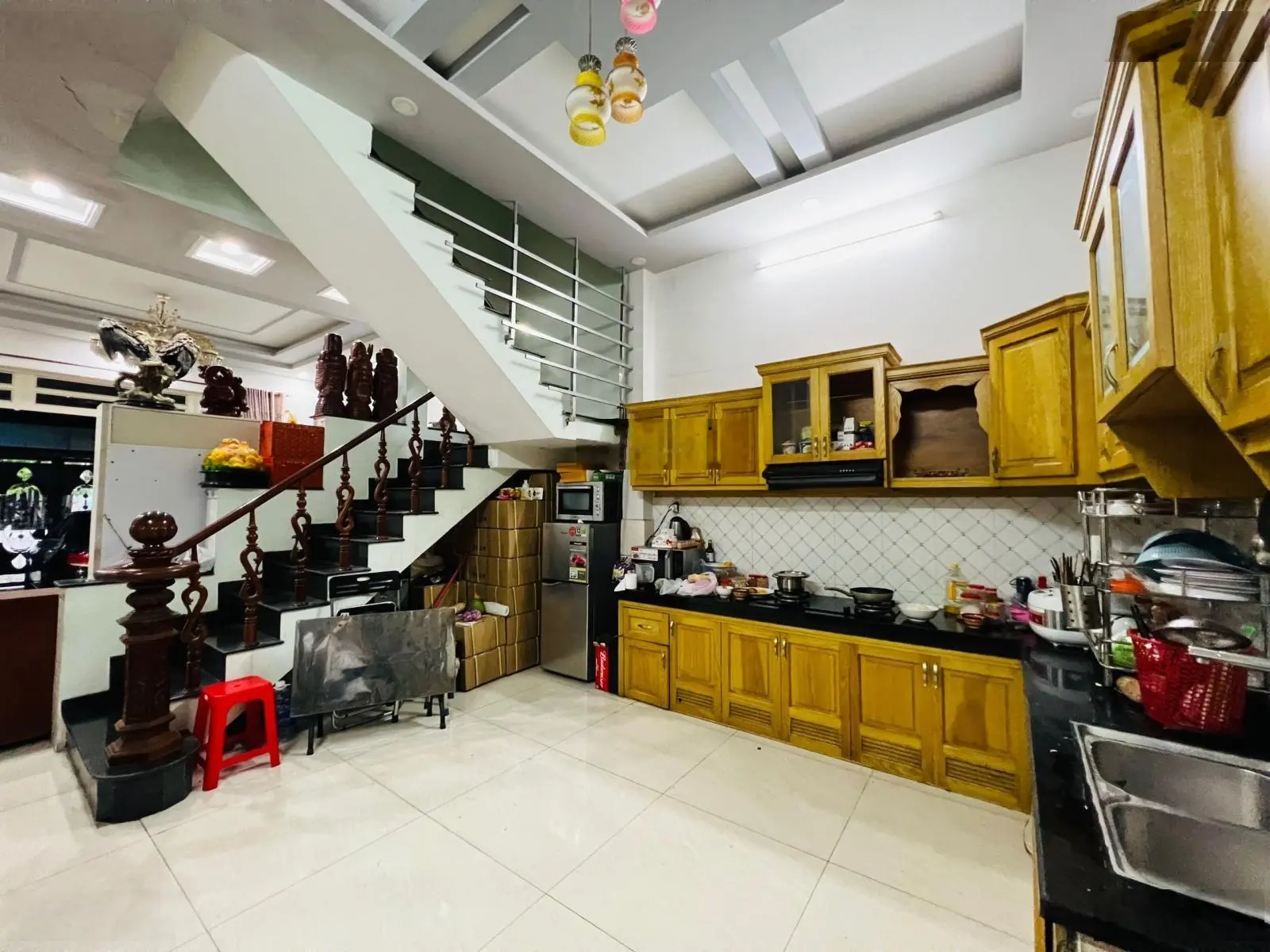 Chủ gửi bán gấp nhà 1 sẹc Liên Khu 10 - 11 hẻm thông 8m. 4,5x18m đúc 4 tấm nhà mới, giá 6 tỷ TL