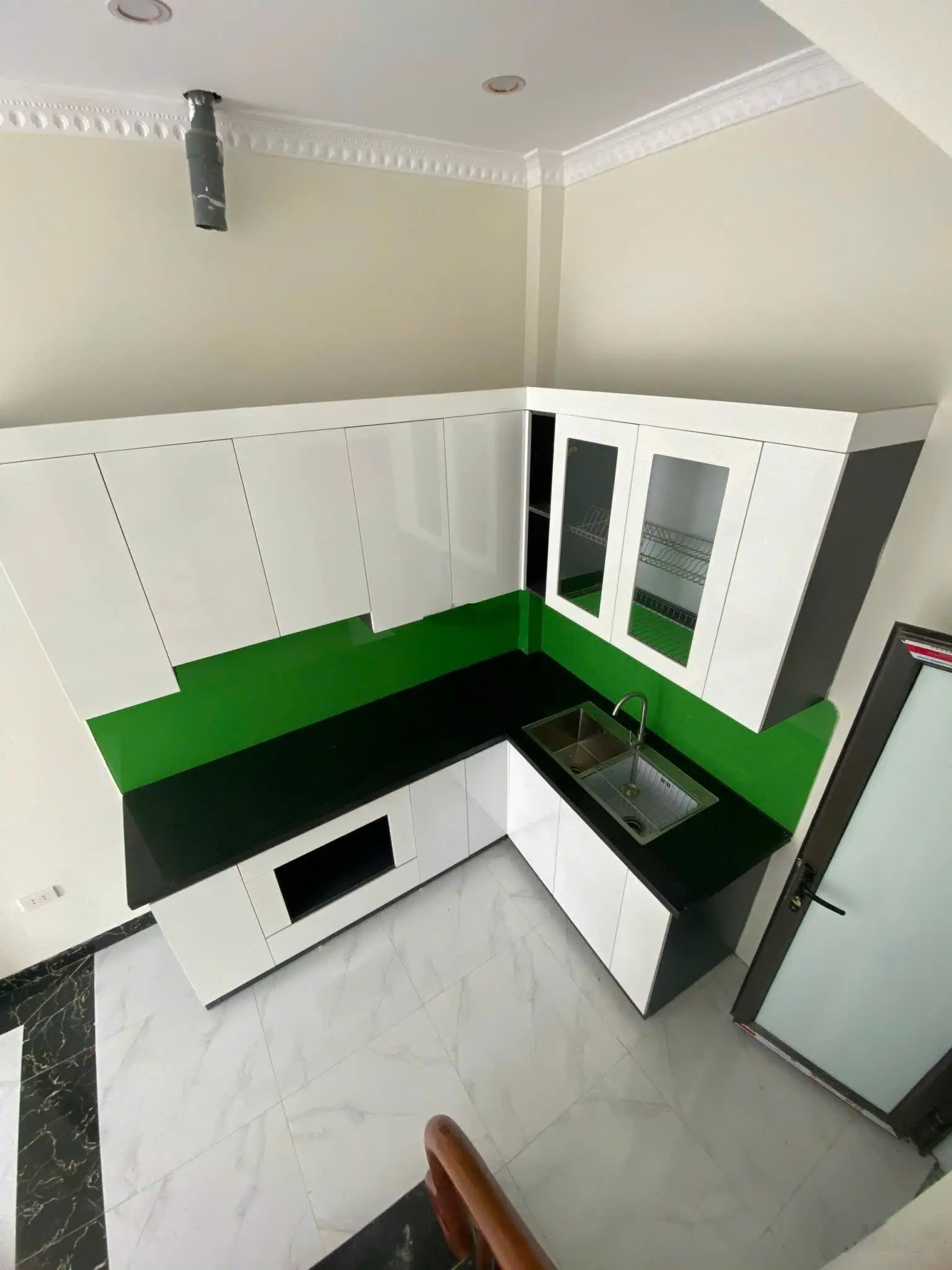Chuyển công tác,cần chuyển nhượng,nhà lô góc, đường ô tô tránh ngay ĐH TDTT(35m2-3 tầng)2.65 tỷ