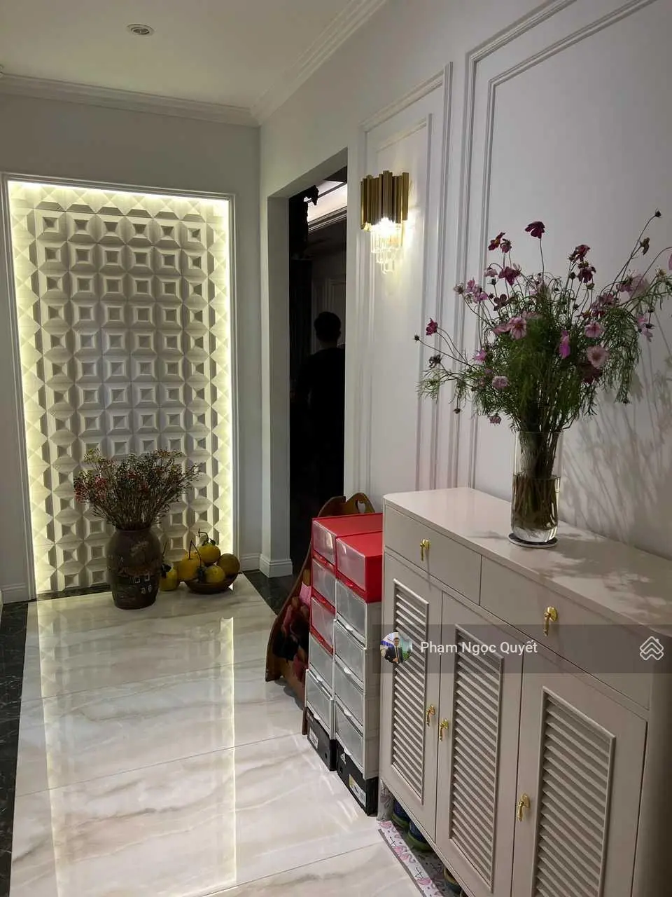 (Giá thật) chính chủ bán căn 141m2 tầng trung + full NT nhập khẩu xịn, 12,5 tỷ, CC Gold Tower