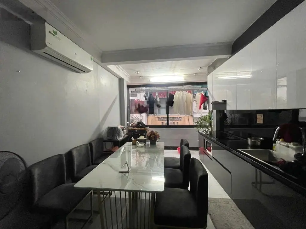Bán nhà mặt phố Trung Liệt, Đống Đa, Kinh doanh, 2 thoáng, 7.9 tỷ