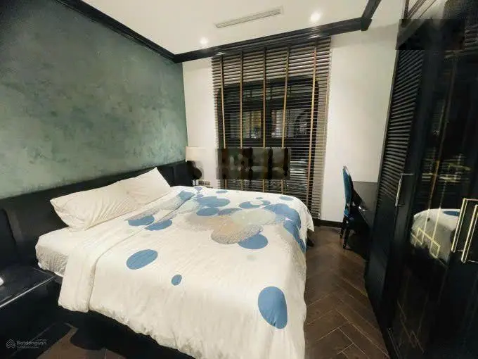 Bán toà nhà căn hộ 10 tầng diện tích 101m2 mặt tiền 8m full nội thất cao cấp khu phố Tây Hồ,Hà Nội