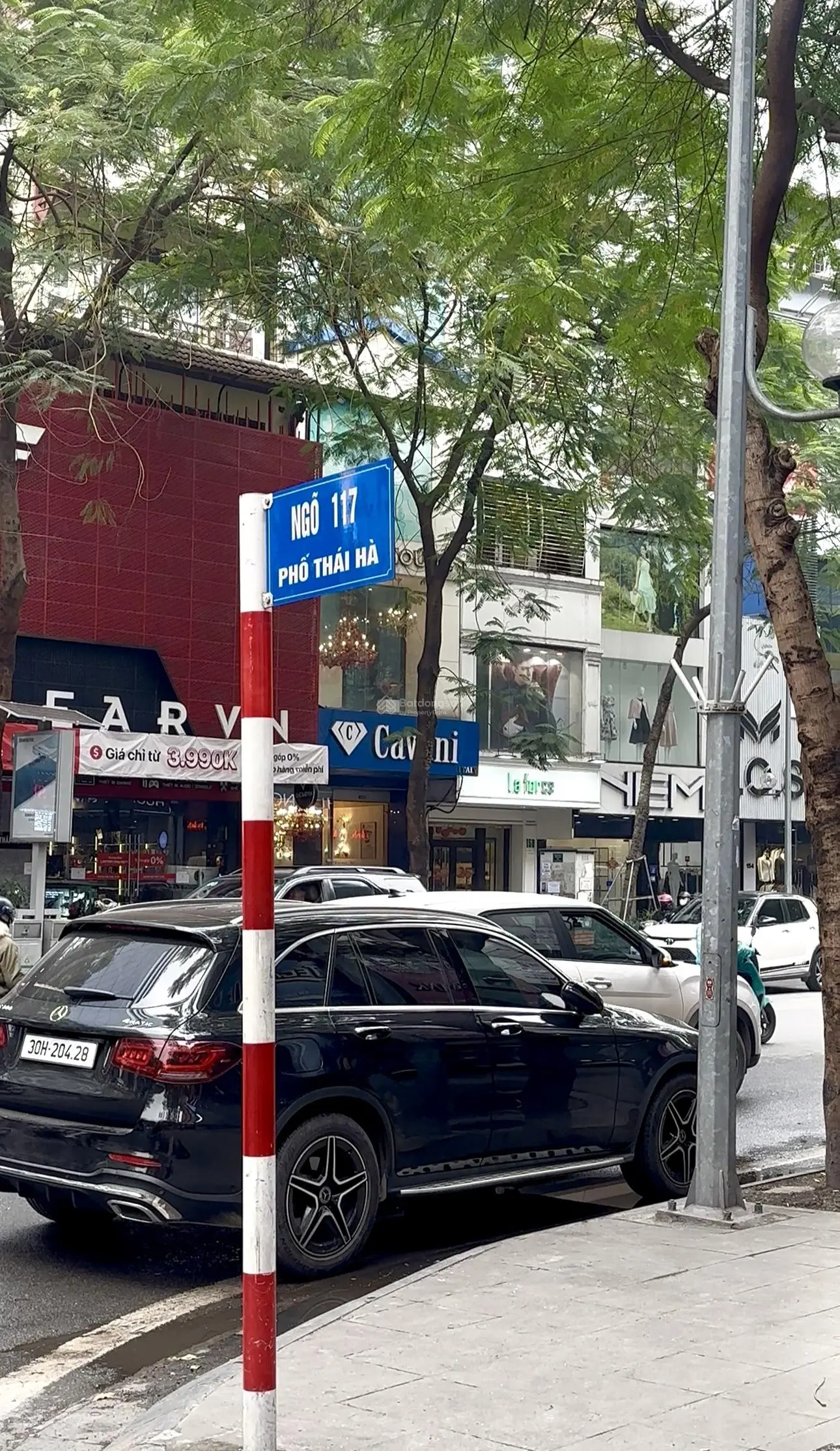 Bán nhà mặt ngõ Kinh doanh Thái Hà - Vỉa hè 2 oto tránh nhau - Khu hiếm nhà bán - Ngõ cực đẹp