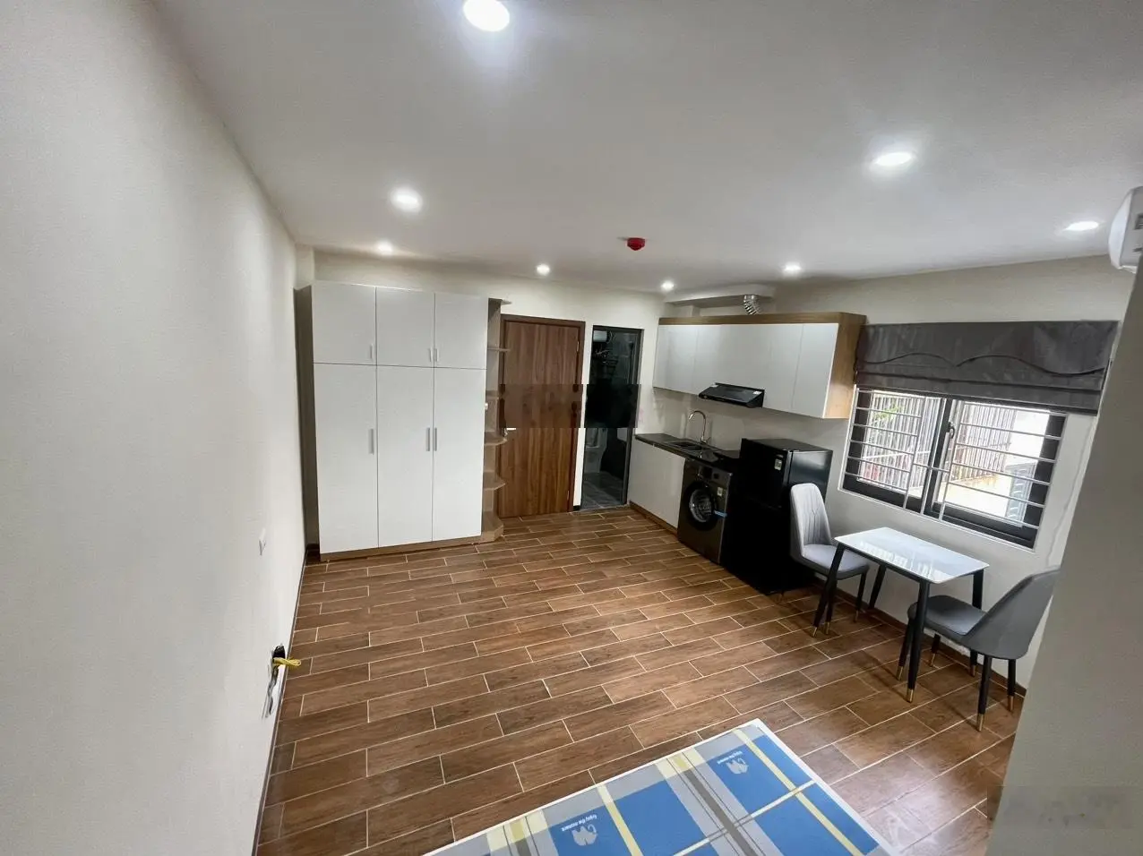 Bán chung cư mini tại phố 143 Nguyễn Chính, Quận Hoàng Mai, 70m2x7T mới tinh, thang máy ngõ ô tô