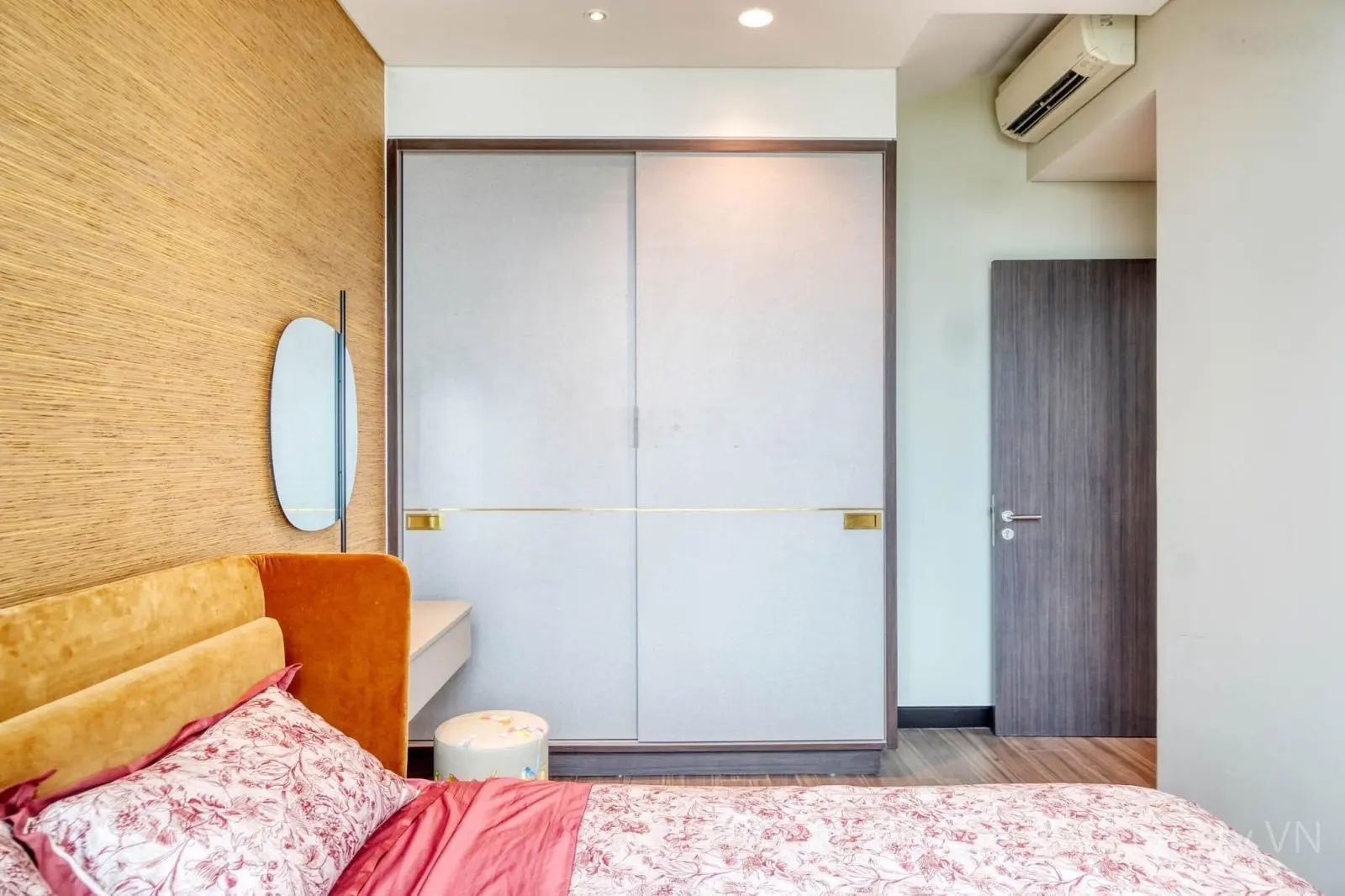 Bán nhanh căn hộ Empire City 3PN 32 tỷ all in, view trực diện sông, Q1 full nội thất cao cấp