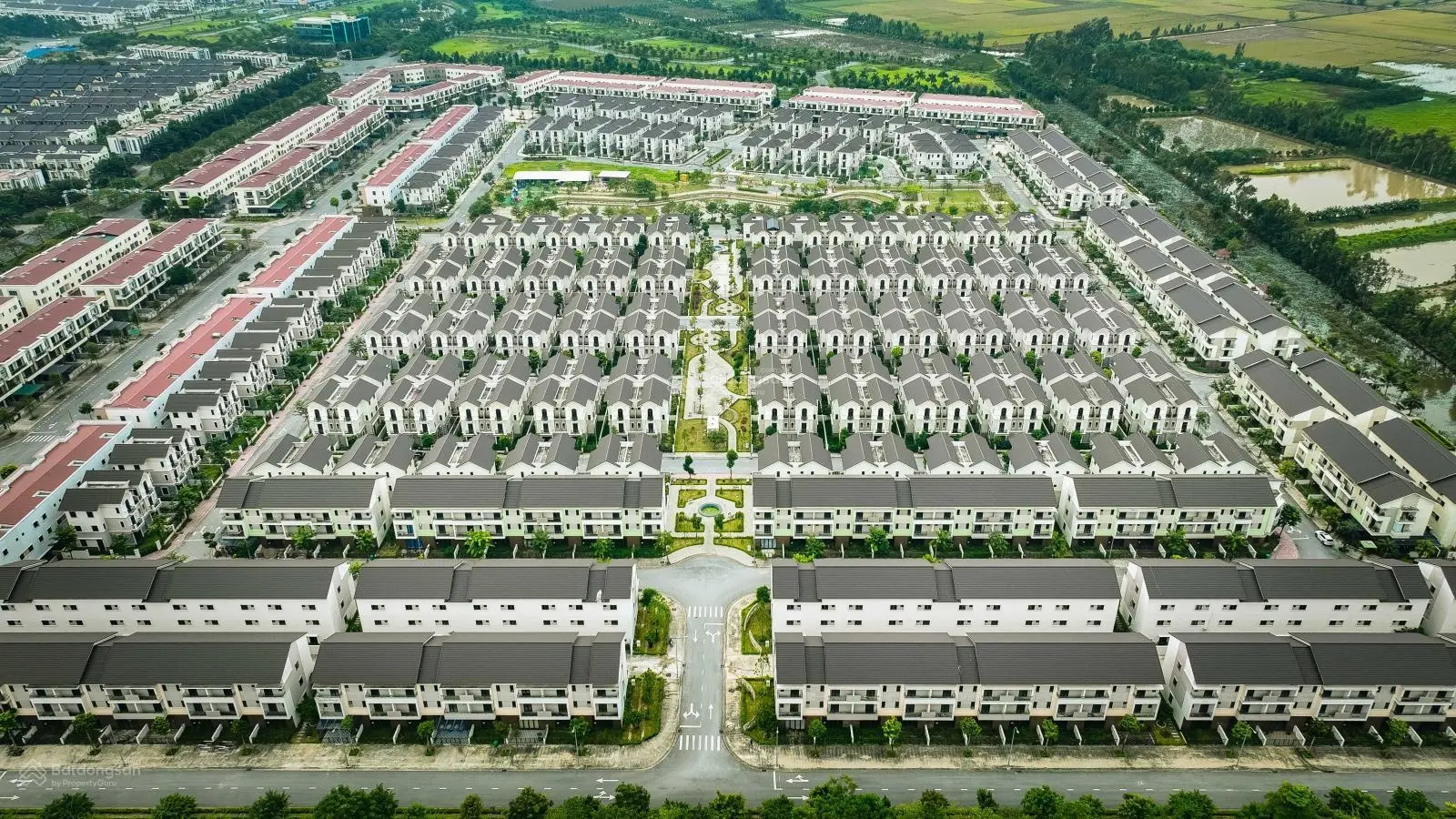 Biệt thự vườn ven đô rất đẹp giá rẻ chỉ từ 50tr/1m2. chỉ một bước tới thủ đô