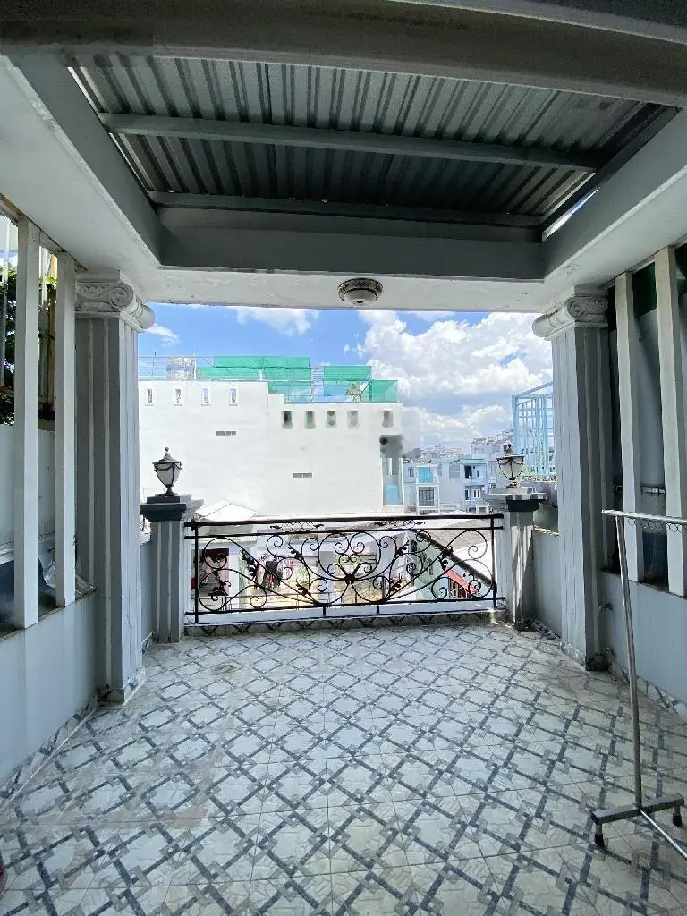 Bán nhà sát MT đường Nguyễn thị tần-chợ rạch ông p2 Q8(4,1x13)5 tầng,HXH giá 9,95 tỷ, pháp lý chuẩn