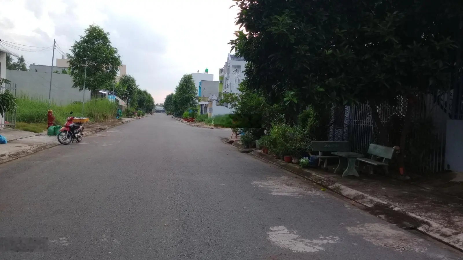 Bán Đất DT106m2 giá 560tr SHR,nằm trên đường Nguyễn Văn Khước,phú khương,Bến Tre. LH