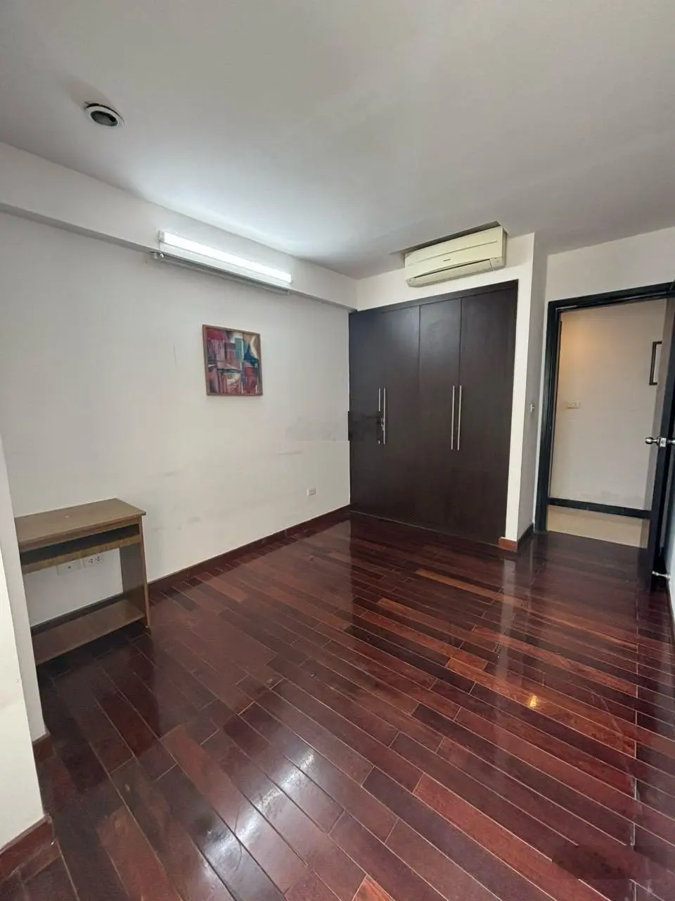 Cần bán căn hộ Chelsea Park Trung Kính 98m2 2pn nhà đẹp, slot ô tô. LH: 0984 677 *** gia 5,5 tỷ