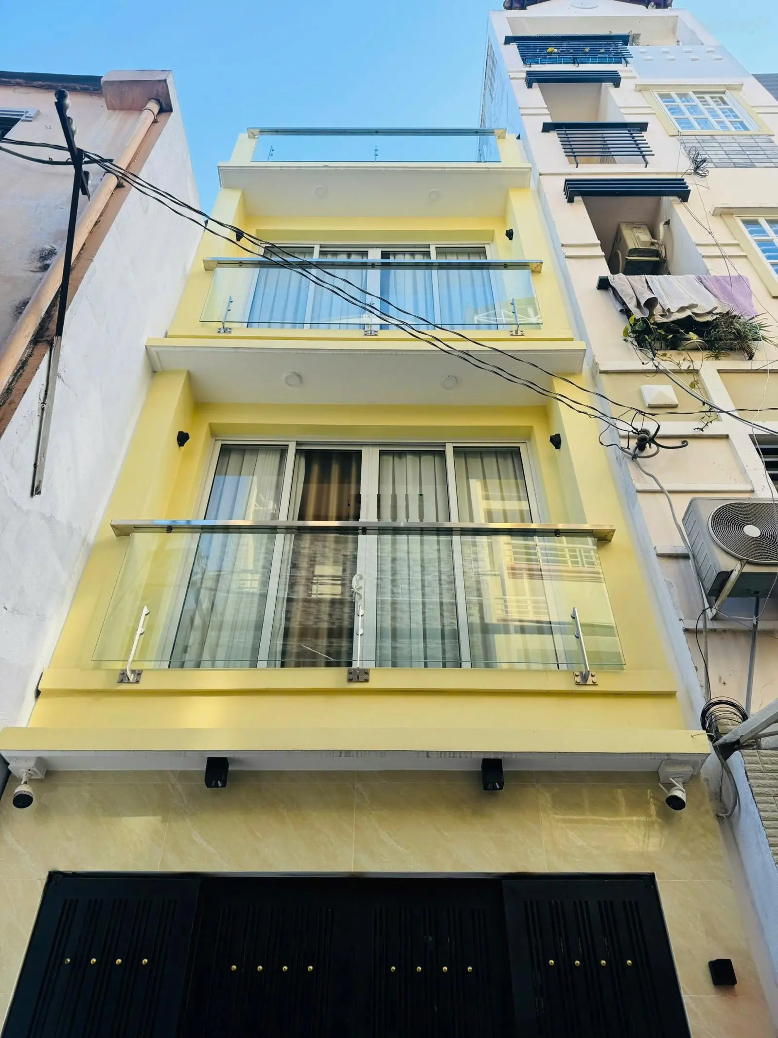 Nhà mới đẹp, nội thất cao cấp. Bán gấp NR 25m2 ở Nguyễn Đình Chiểu, Quận 3 giá 7,2 tỷ TL mạnh