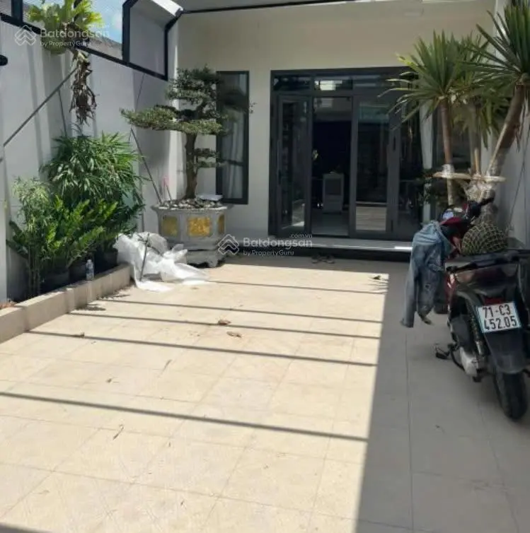 Chủ nhà định cư Mỹ cần bán nhà Mỹ Phước Bến Cát - hiện đang cho thuê 8tr/th 150m2 SHR