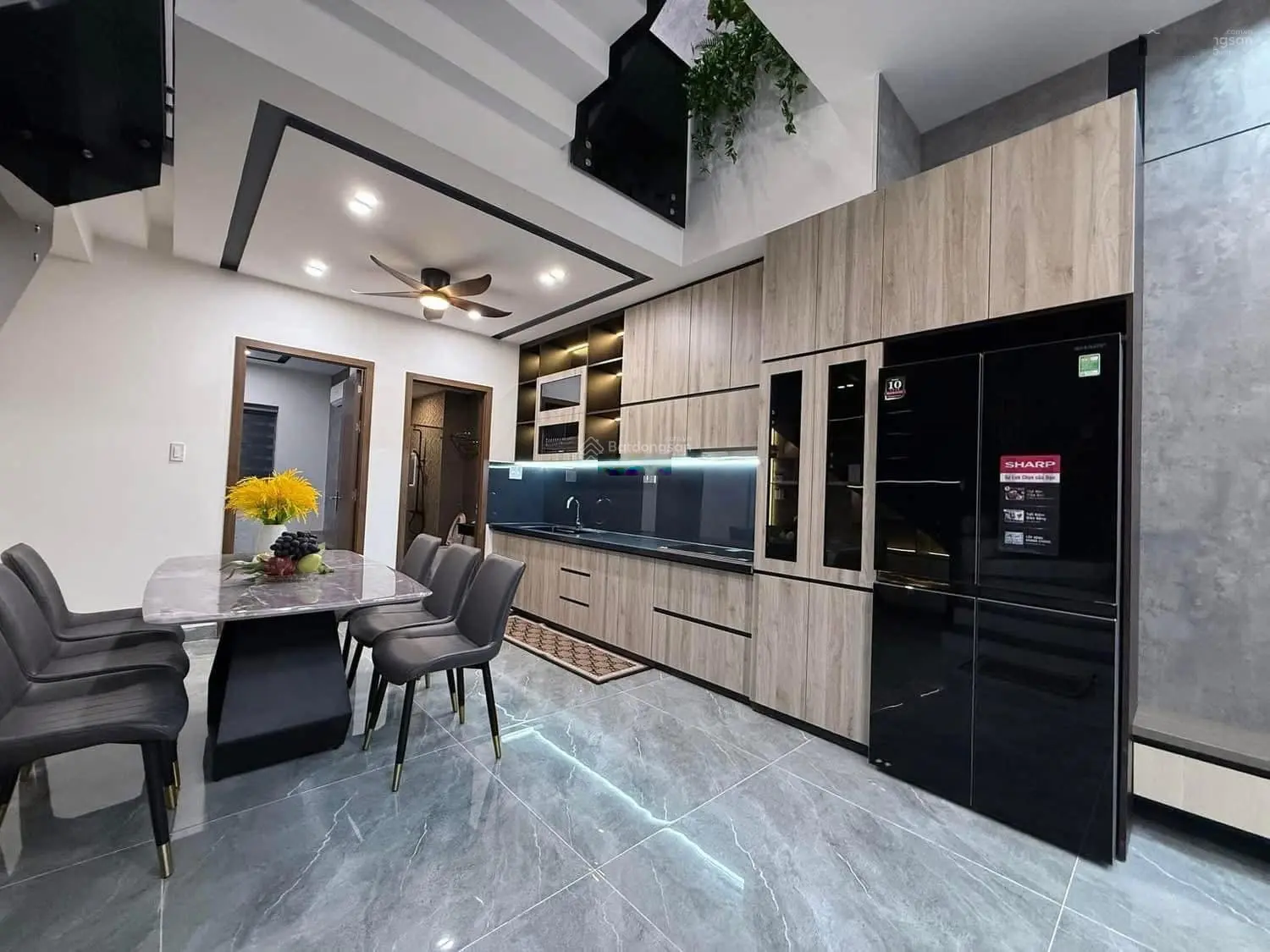 Bán nhà đẹp 3 tầng Hoà Minh 14 - sát đường Kinh Dương Vương - Hoà Minh