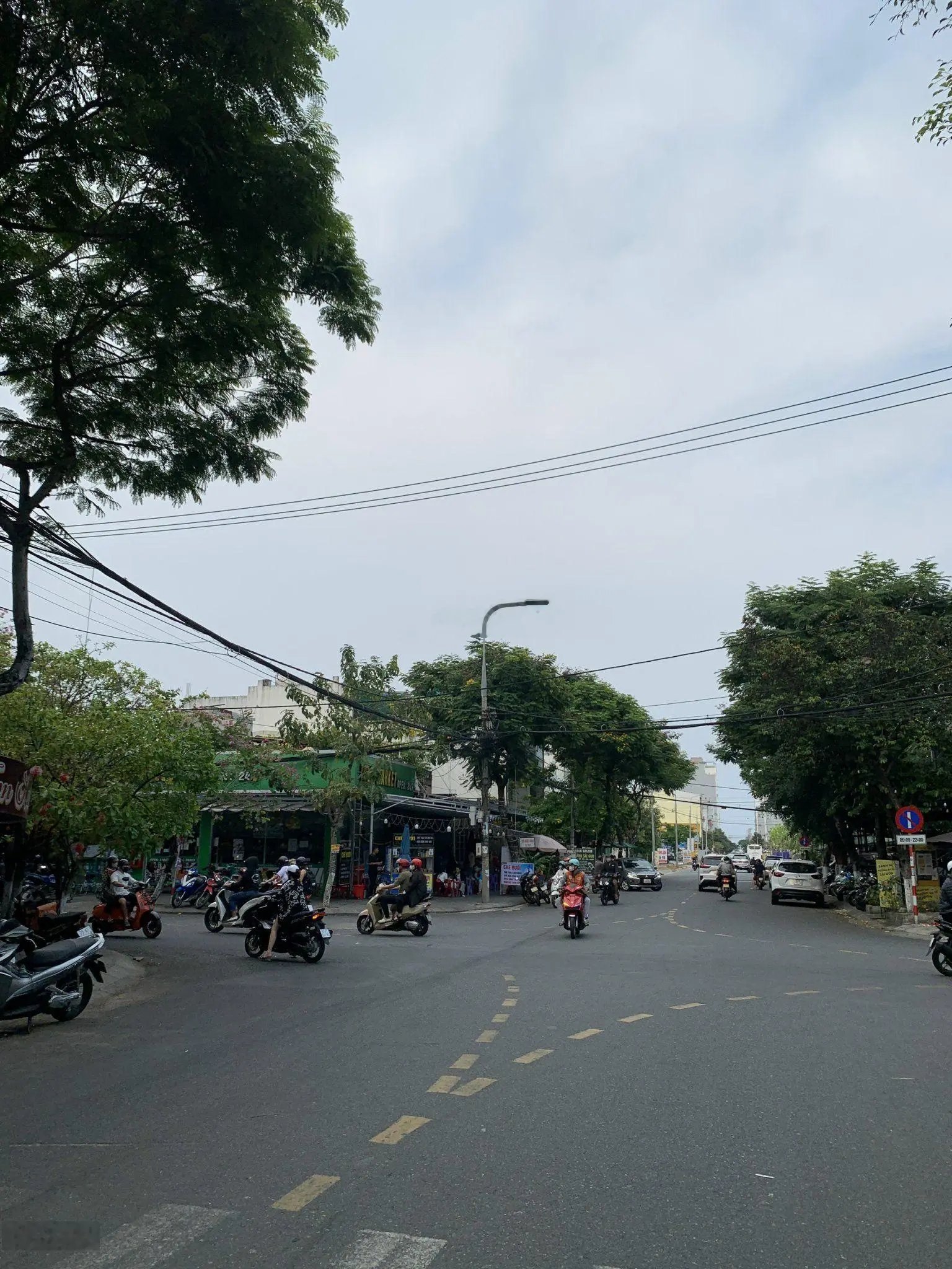 Nhà 2 tầng 2 mặt tiền đường An Thượng 18 cạnh Châu Thị Vĩnh Tế