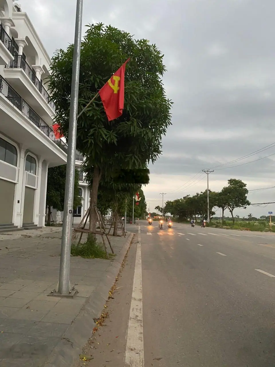 Bán đất tại Uy Nỗ, Đông Anh. Diện tích 65m2, giá 5,95 tỷ