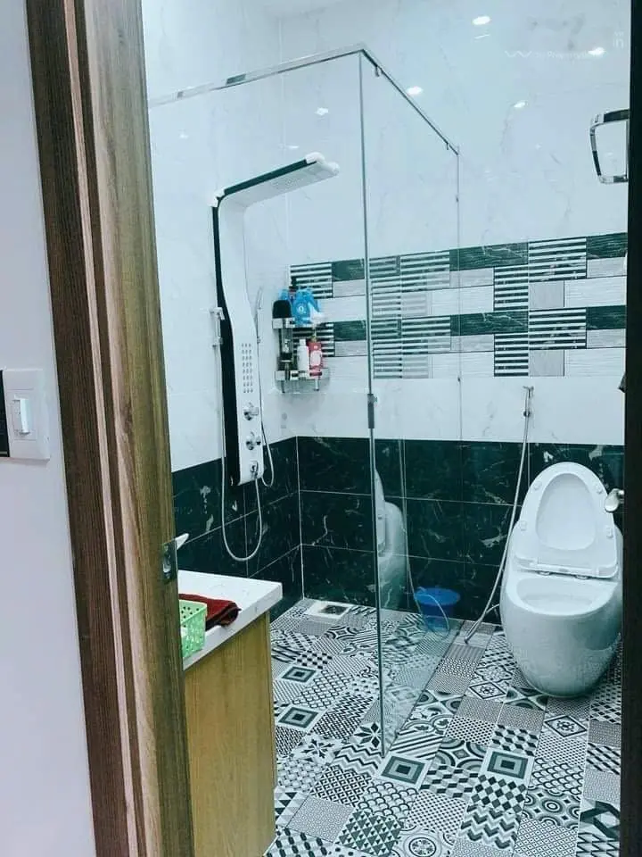 Cần bán nhà 3 tầng đường Ngô Huy Diễn (Đông Bắc) - Hoà Xuân
