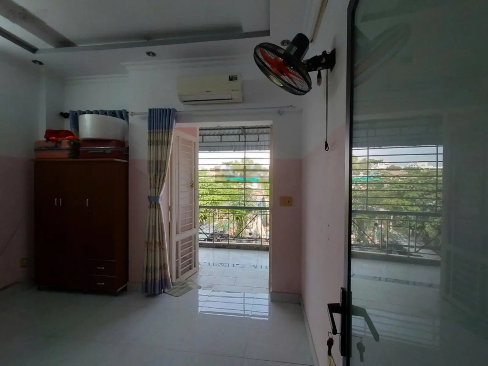 Chính chủ bán nhà tại Lê Văn Thọ XD 108m2, tiện lợi giao thông, có nội thất, xây dựng trên 2 tầng