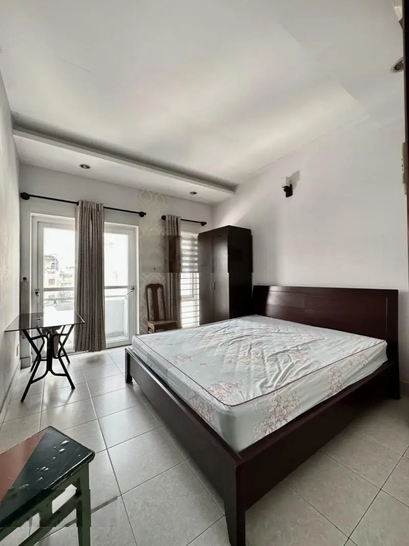 Bán nhà Lê Quang Định - Hẻm xe hơi 7c - SD 177m2 - (6.5 x 11)m - 3Tầng