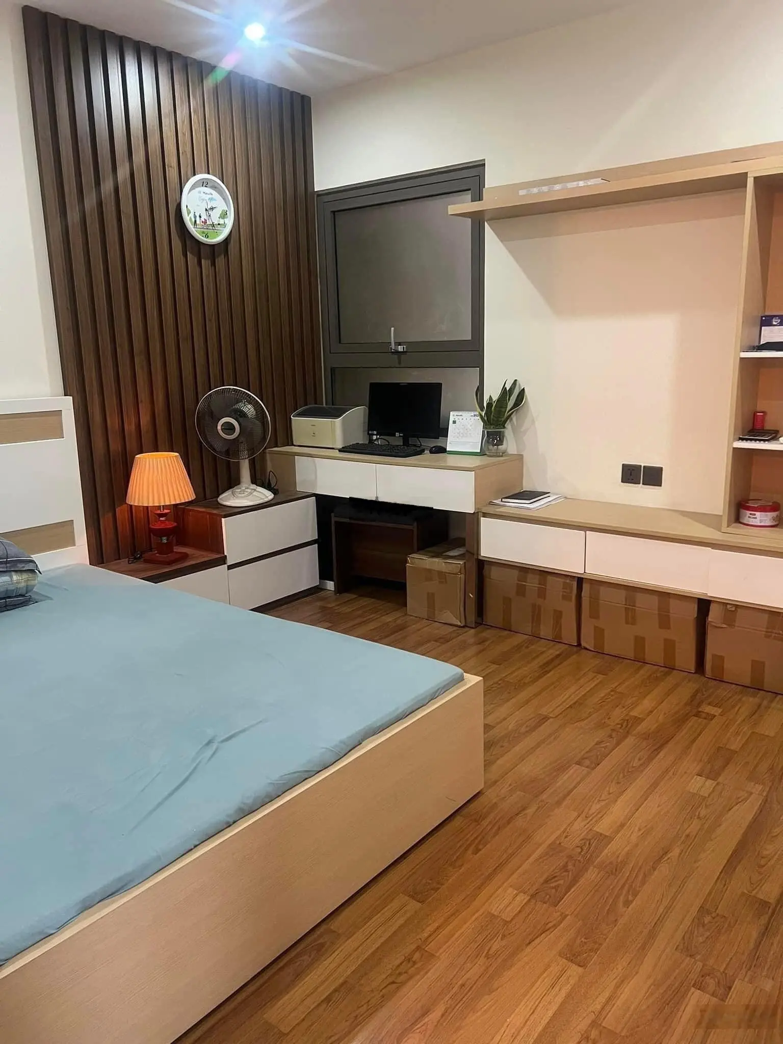 Bán căn hộ Home City Cầu Giấy 71m2 2PN 2VS 5,8 tỷ full nội thất