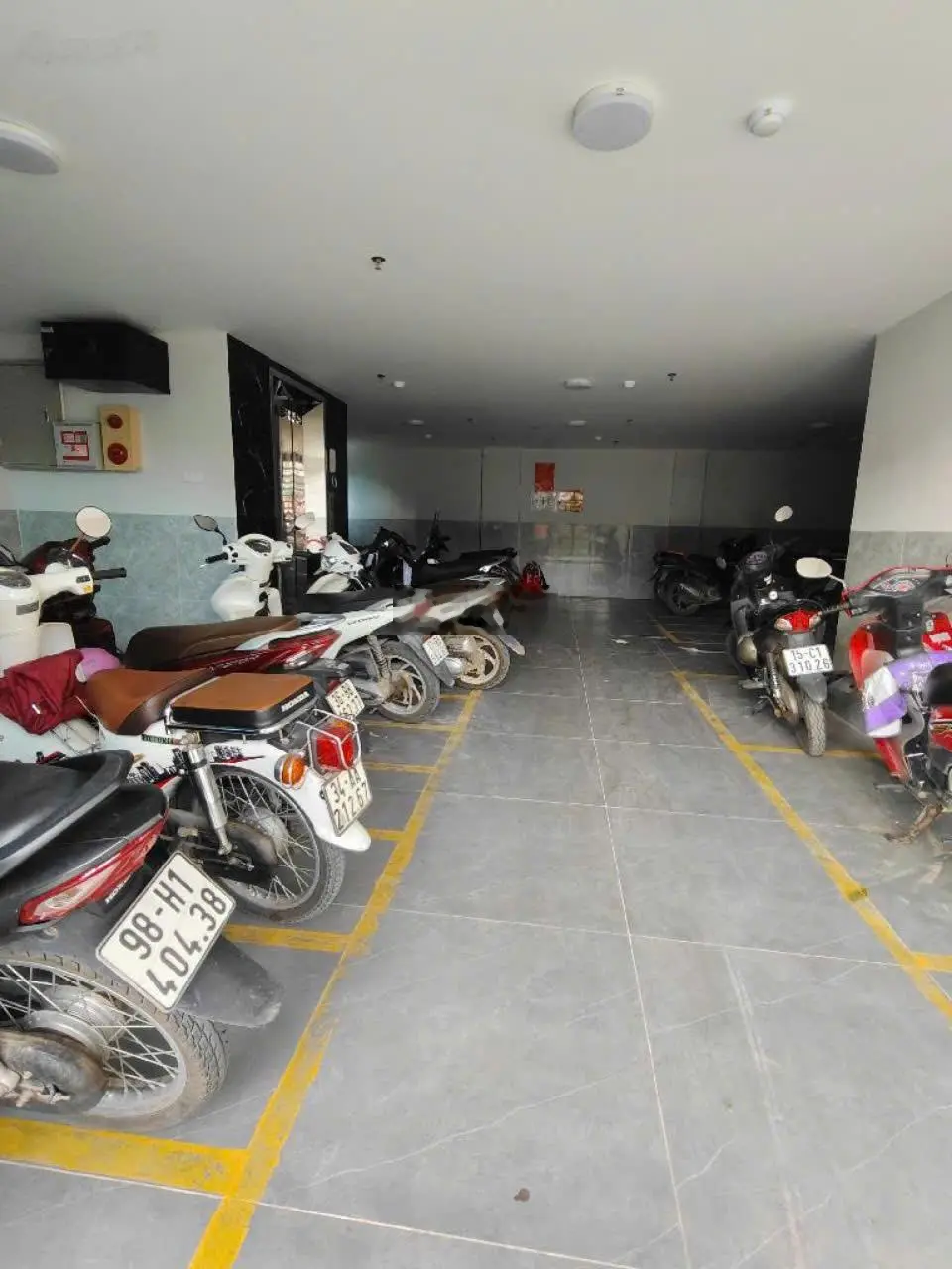 Vân Canh - Bán tòa CCMN 96.6m2 khu vực phân lô vỉa hè, vị trí đắc địa, giá 26 tỷ