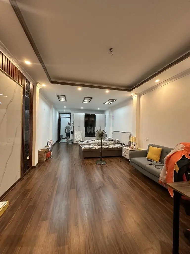 Tây sơn đống đa_thoáng sáng_gần ô tô_an sinh đỉnh dt:45m_5 tầng_11 tỷ sổ đỏ pháp lý rõ ràng