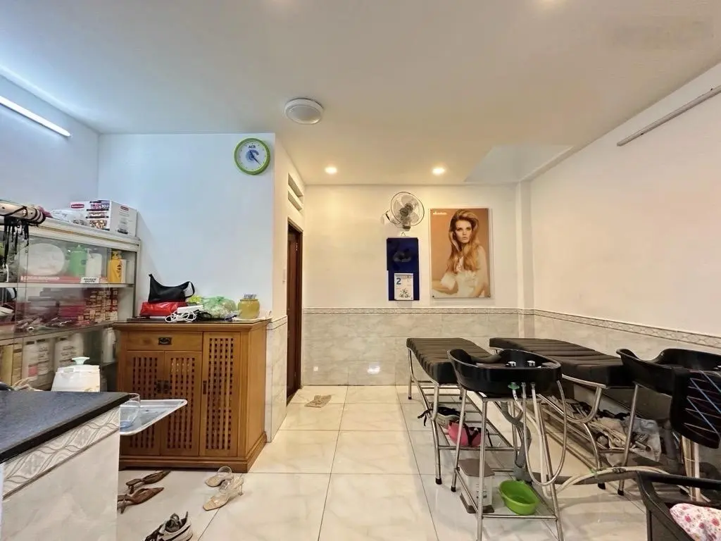 Bán nhà Tôn Thất Thuyết Quận 4 - 5 Tầng - 54m2 - 5 tỷ nhỉnh - hẻm 5m - tiện kinh doanh
