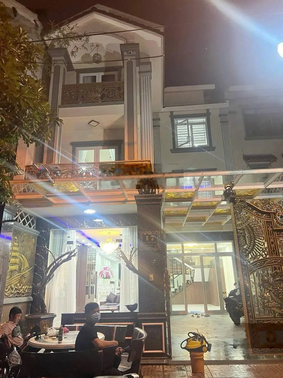 Bán BT đẹp, 160m2, 21 tỷ, tại Đường 270, Phước Long A, Q9, HCM, giá siêu hời