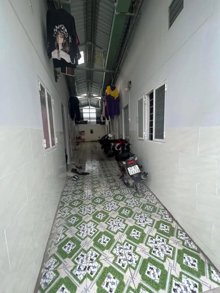 Kẹt tiền bán gấp dãy trọ 20 phòng, Giá 980 triệu/670m2, Nằm giữa 2 KCN