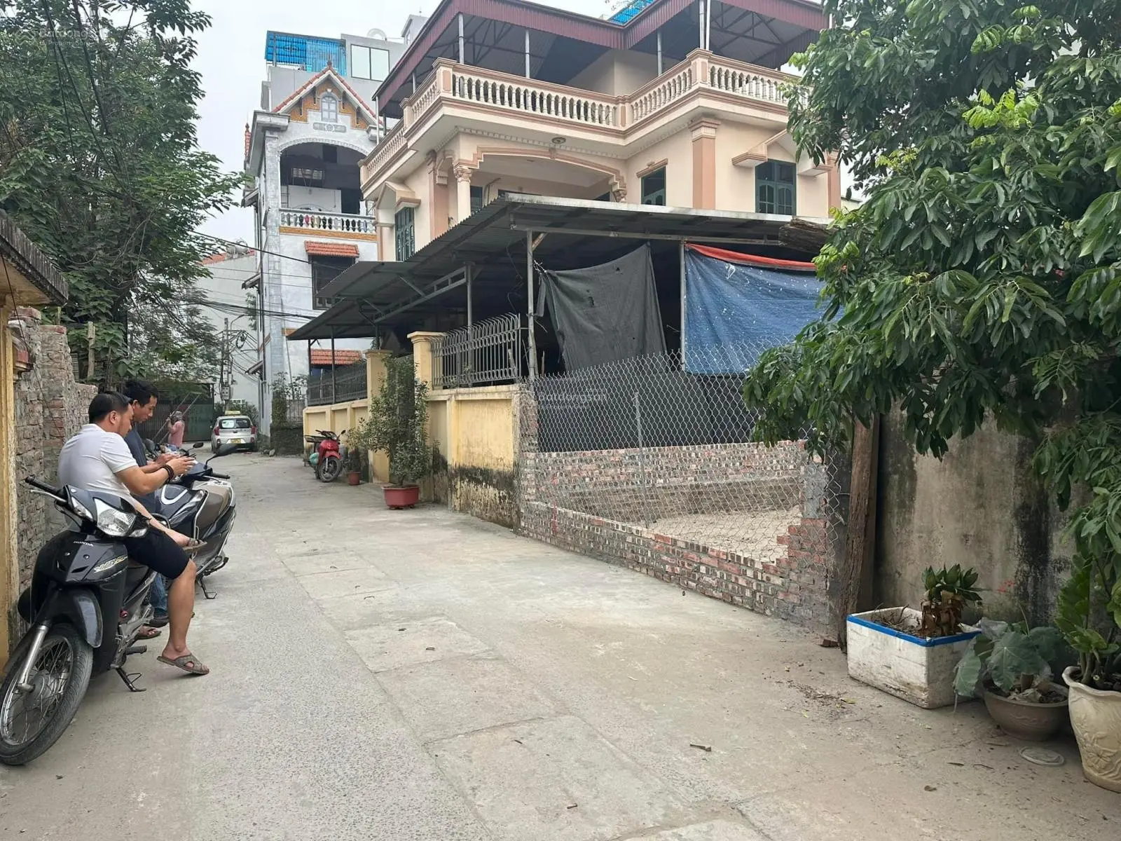 Cần bán đất xây CCMN gần Đại Học Công Nghiệp, QL32 - Oto Tránh - Kinh Doanh