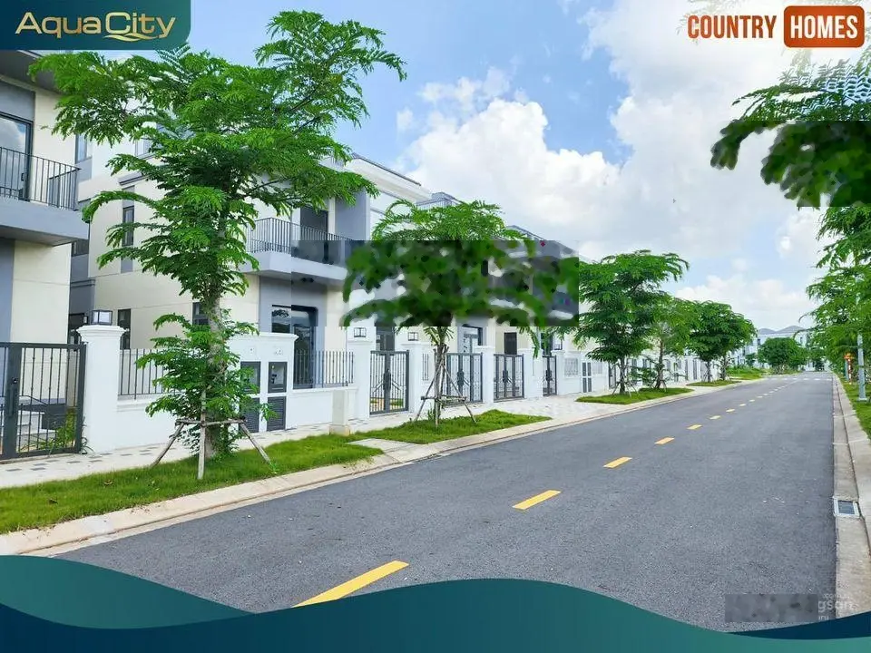 Nhà phố sân vườn 11x20m = 220m2 Khu The Suite trục đường thông giá chỉ 6.6 tỷ PKD Novaland