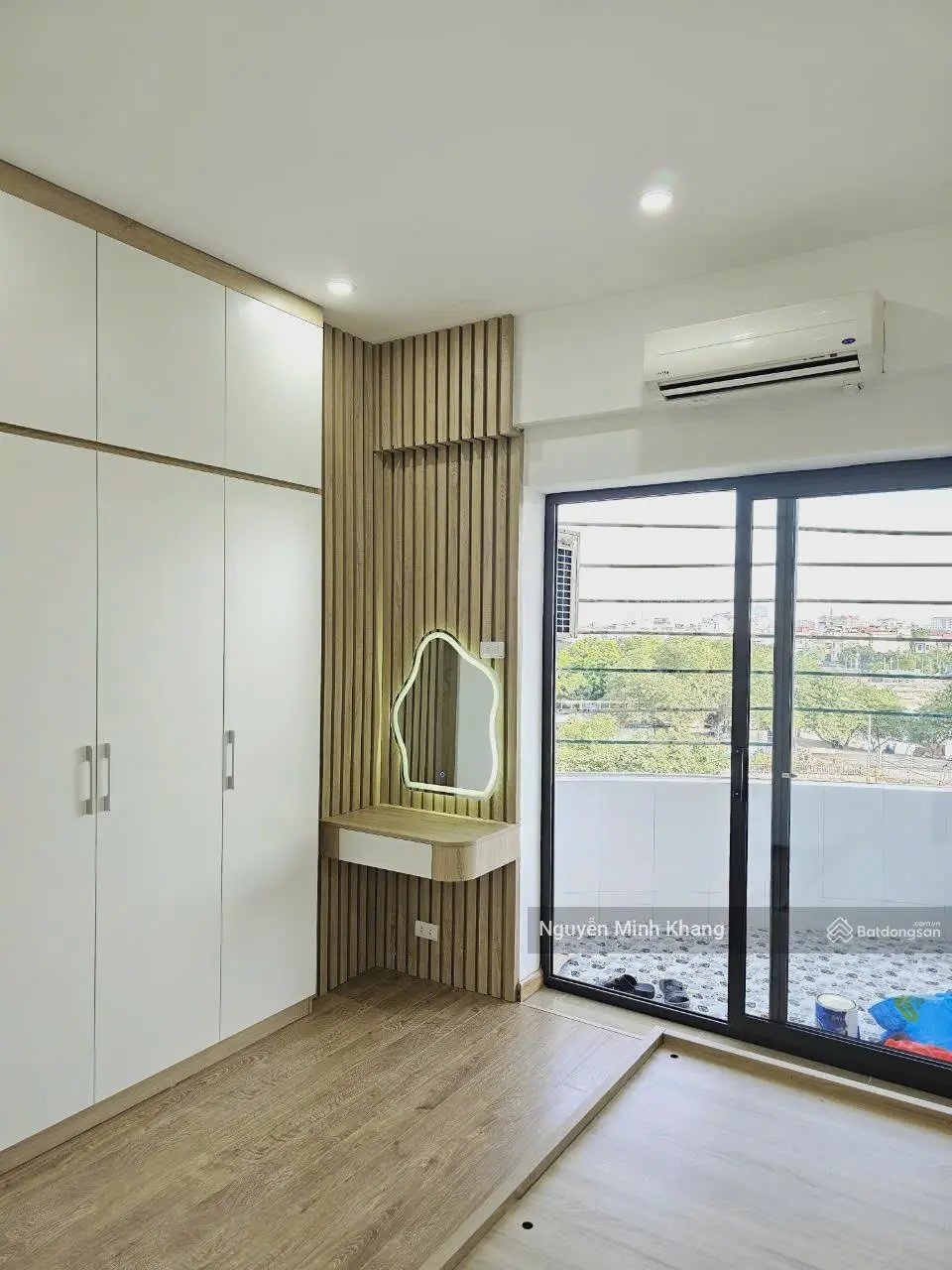 Cần bán căn hộ 3 ngủ 79.5m2 dự án OCT2 DN2 Bắc Linh Đàm