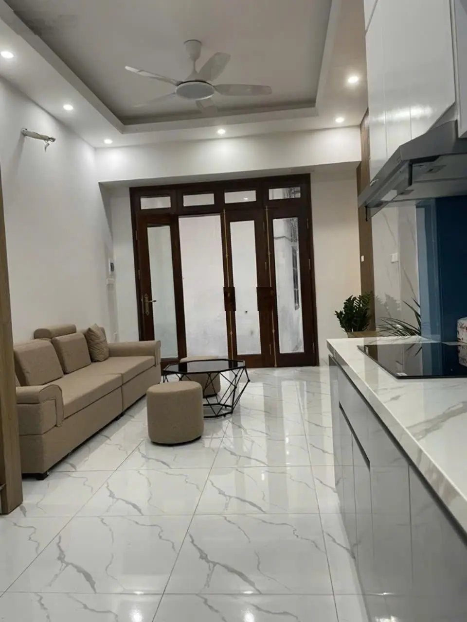 Nhà phố Cầu Vồng - Học Viện Tài Chính, nhà mới khu vực tập trung nhiều trường đại học