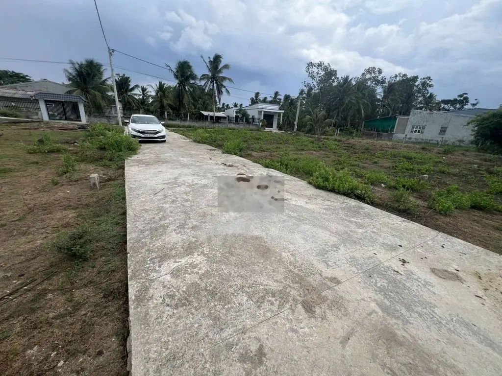 Đất nền đường nhựa kênh Hồ Thị Nhâm Long Đức Trà Vinh