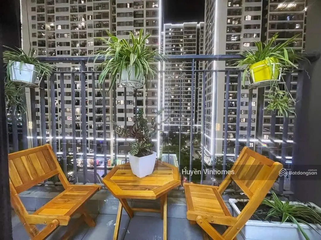 Bán nhanh căn hộ 2n1vs 60m2 giá chỉ 2 tỷ 550tr tại Vinhomes OCP Gia Lâm