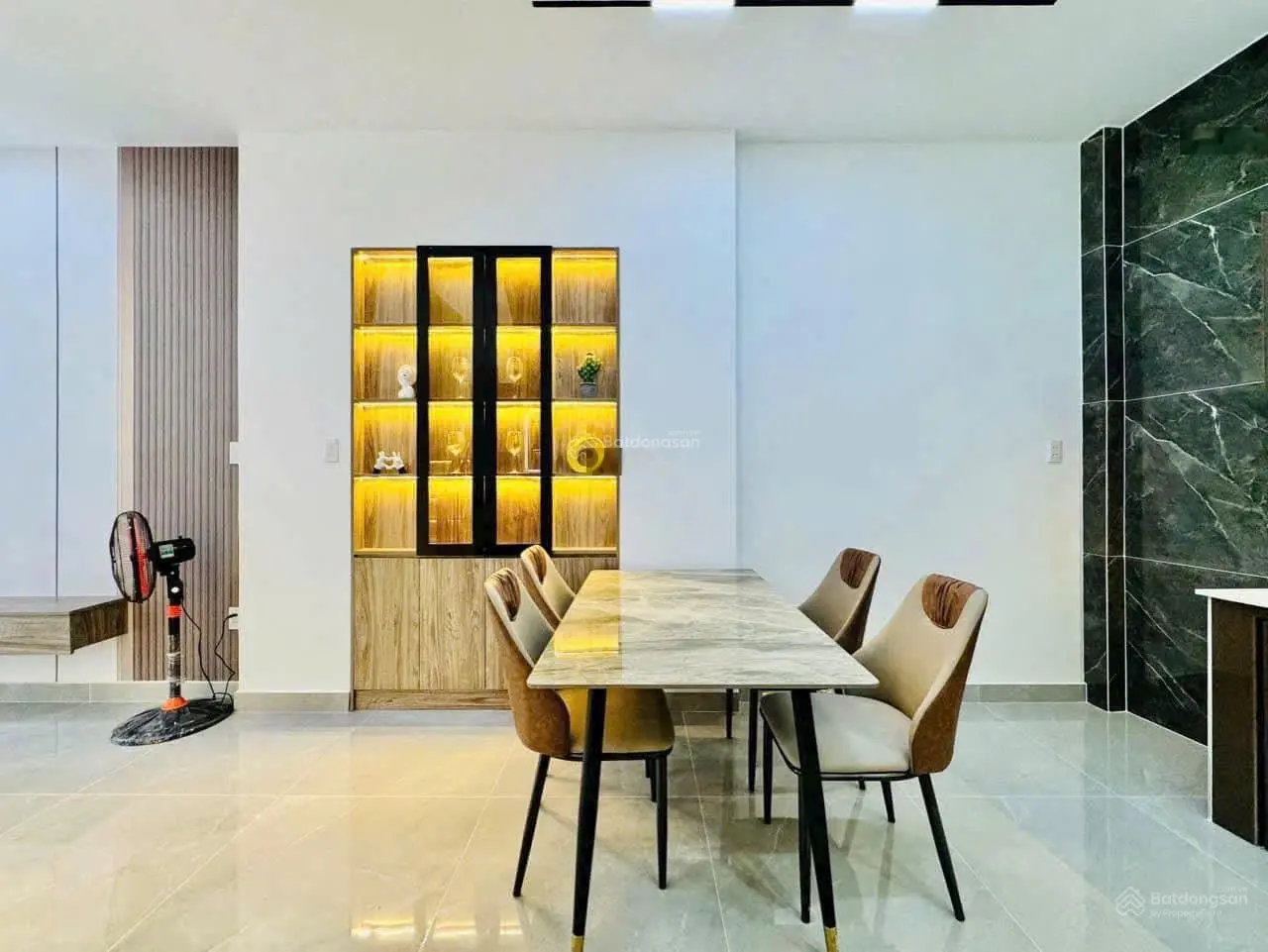 Nhà tiện kinh doanh, sẵn HĐ thuê 12 tr/ tháng ngay Minh Phụng, Q6. Bao sổ 2.6 Tỷ / 52m2, hẻm 5m