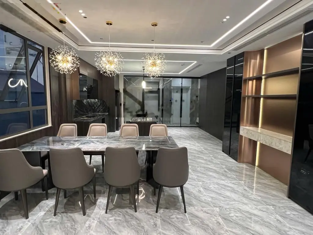 Cực hiếm - nhà 8 tầng thang máy - full nội thất 5 sao - đường ô tô siêu phẩm nguyễn văn cừ