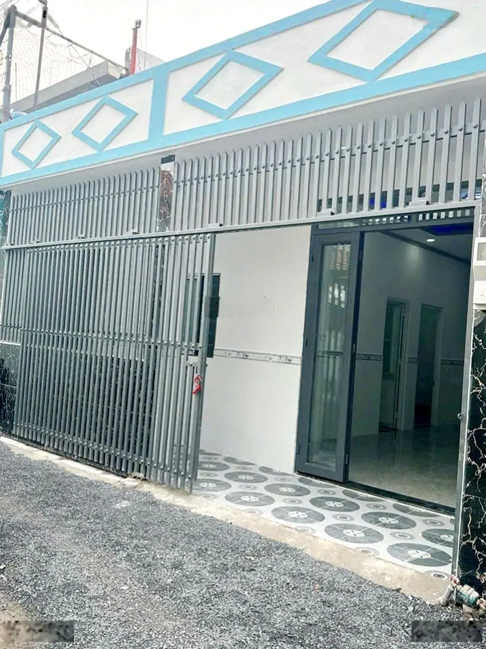 Bán nhà Dĩ An, Bình Dương, DT: 63m2, ngang 6.4m, SHR, giá 2.19 tỷ