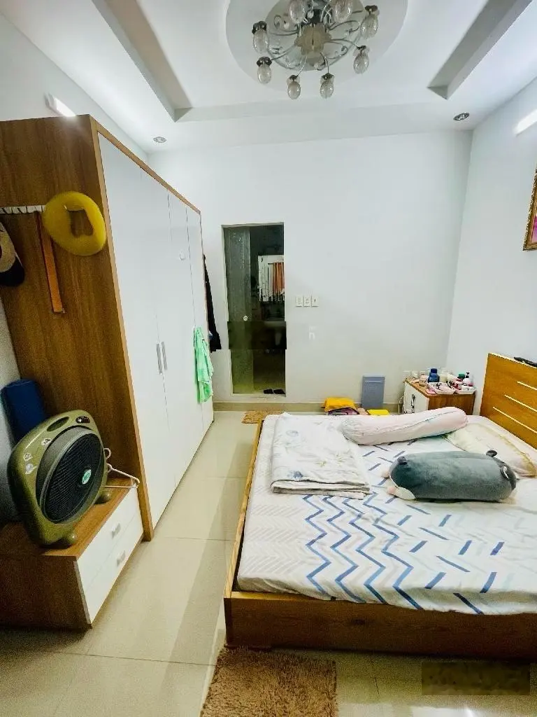 Chính chủ + GG bán Gần Chợ Vãi Tân Bình- 65m2 ,5 tầng 10T xíu.