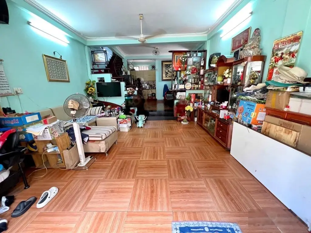 Nhà tâm huyết xây để ở kẹt tiền bán gấp