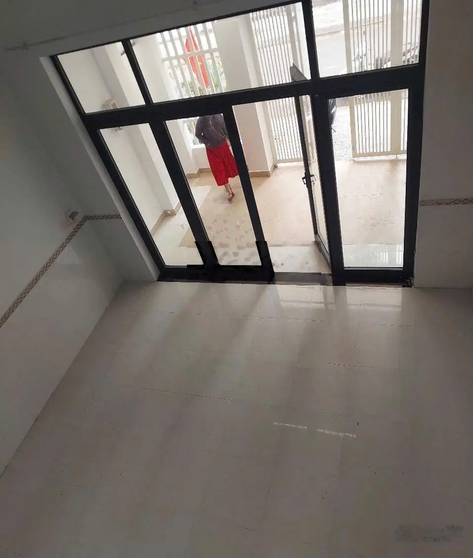 Bán nhà mặt tiền đường Đa Mặn, Ngũ Hành Sơn, 90m2, 4PN, gần bệnh viện, chỉ 4tỷx