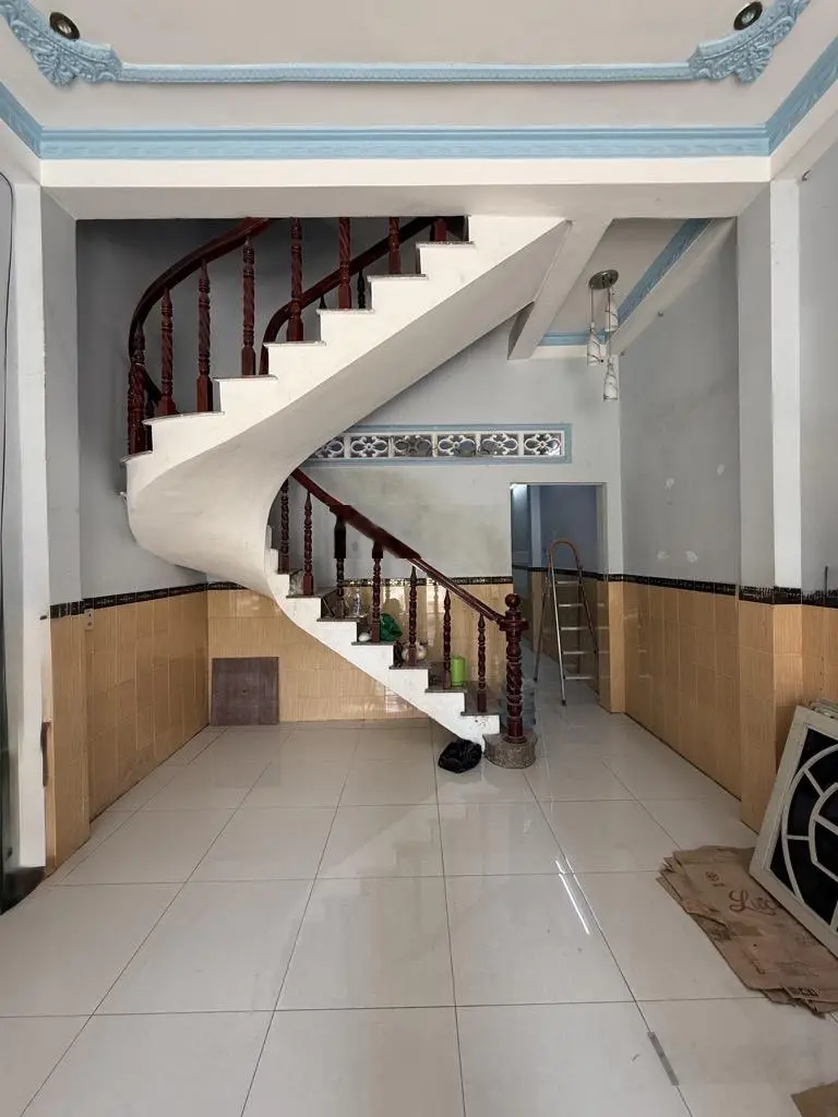 Nhà phố cần sang HXH quay đầu P. 15 - Tân Bình - 60m2 3 tầng chỉ 6.X tỷ