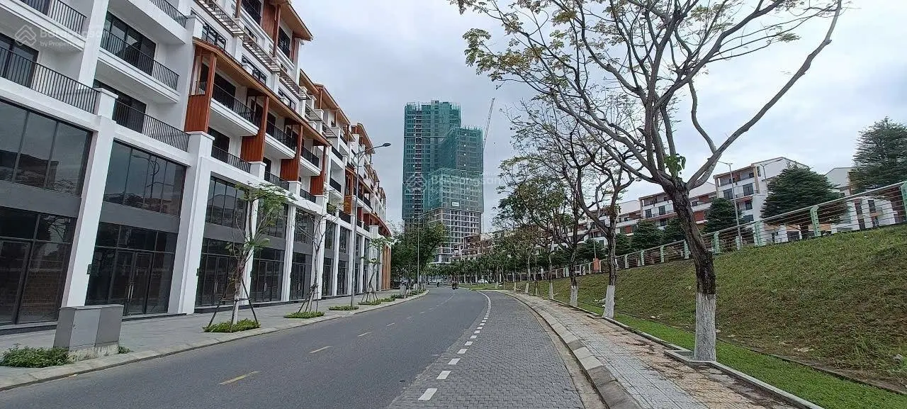 Chủ cần bán gấp nhà mặt tiền đường Trần Quang diệu.sơn trà TPĐN